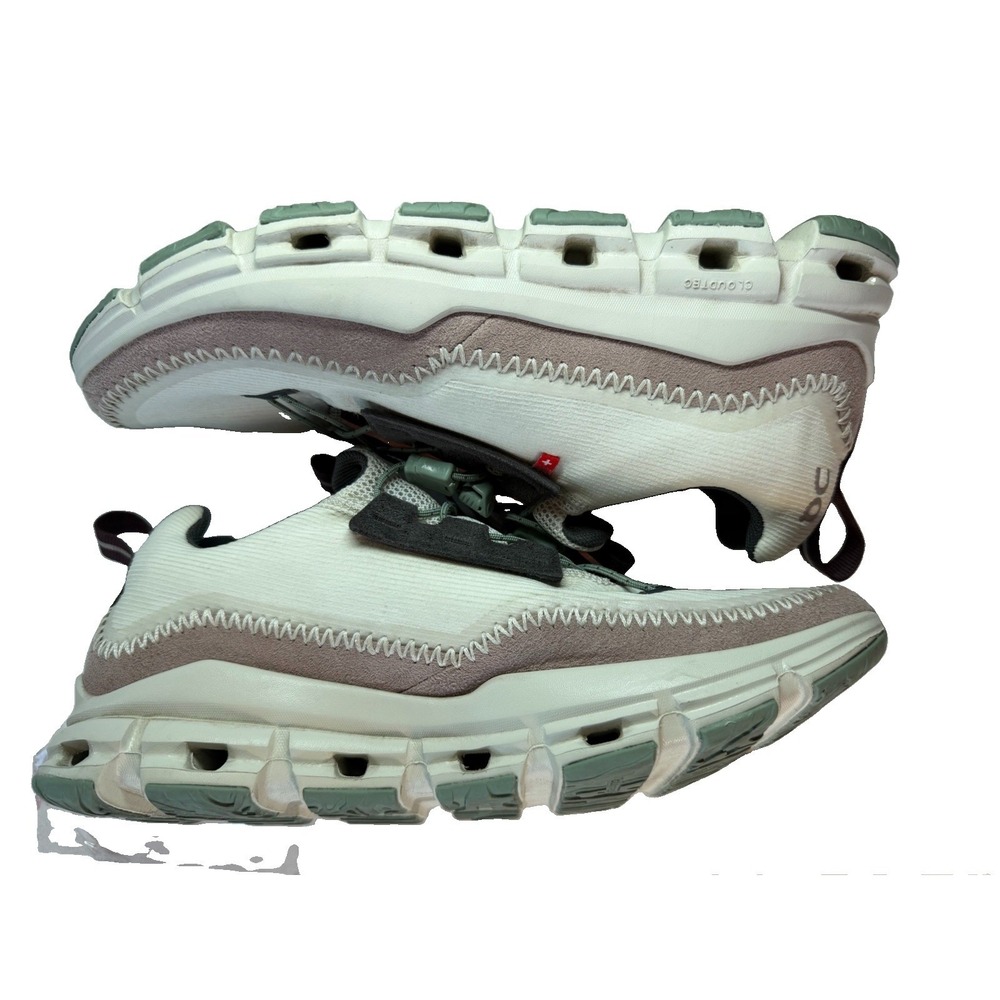 On Cloudaway Shoes Women's 9.5 White Pearl CloudTec Swiss Engineering Hiking